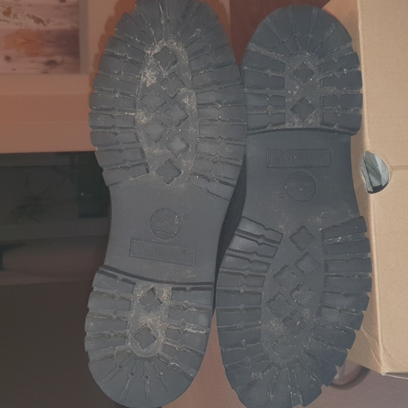 Timberland boots Size 8.5. All Black. - Picture 5 of 6